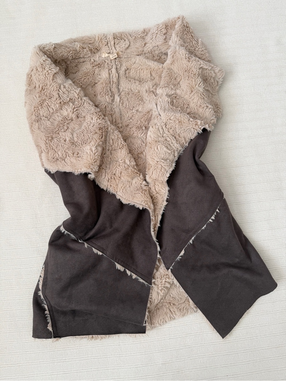 Onetheland Brown Faux Suede Faux Fur Trim Draped Open Front Vest M BeS1